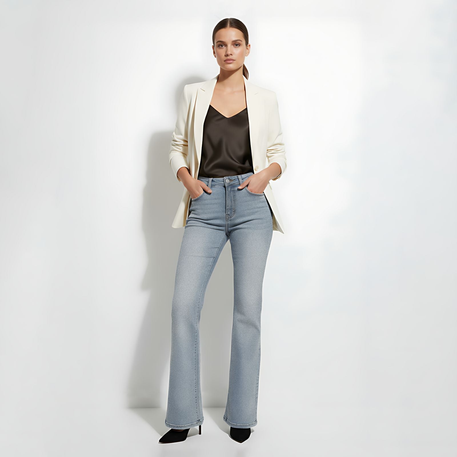 LAMEERA HIGH-WAIST DENIM